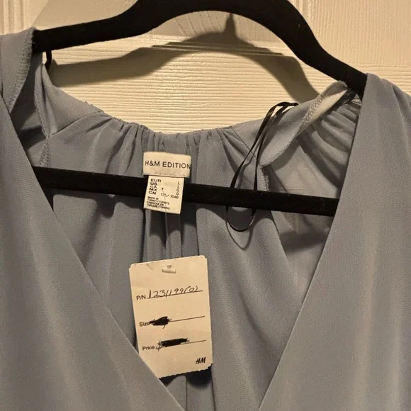 Elegant H&M Edition Light Blue Ruffle-Sleeve V-Neck Long Dress. Sz Large - Picture 4 of 7